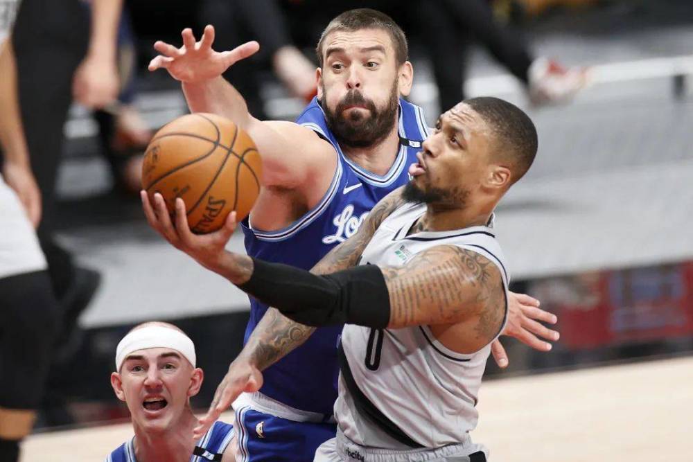 关于刚刚！赛后拜仁慕尼黑备战NBA季后赛赛后上海久事回应争议，迈阿密热火遗憾出局备战意甲的信息